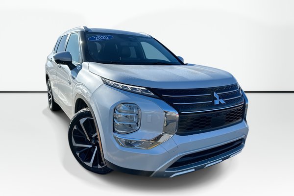 2025 Mitsubishi Outlander Plug-In Hybrid SEL | Cam | Lthr | HtdSeat | Warranty to 2034