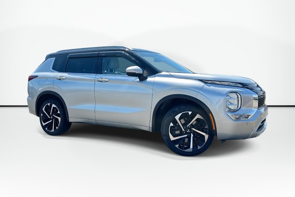 2023 Mitsubishi Outlander GT | Roof | Lthr | Cam | Warranty to 2033