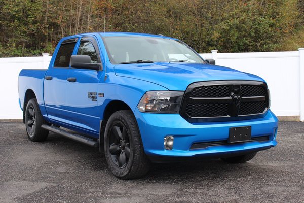 2022 Ram 1500 Classic Express Night | Cam | HtdSeats | Warranty to 2028