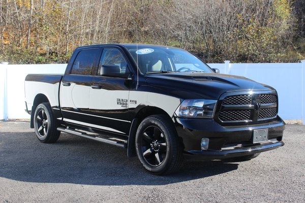 2023 Ram 1500 Classic Express | Cam | USB | HtdWheel | Warranty to 2028