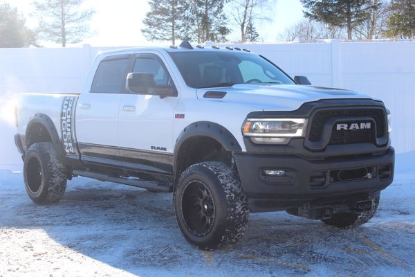 2020 Ram 2500 Power Wagon | GAS | Cam | USB | Warranty to 2025