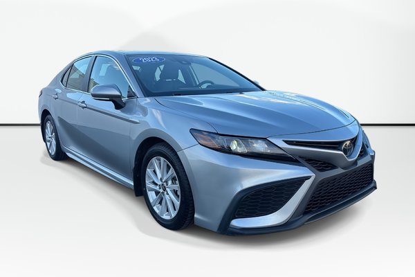 2023 Toyota Camry SE | HtdSeats | Cam | Warranty to 2028