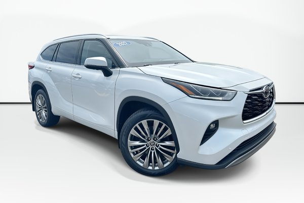 2022 Toyota Highlander Limited | Lthr | Nav | HtdSeat | Warranty to 2027
