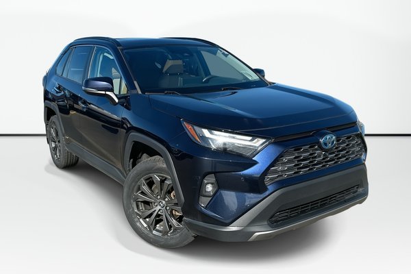 2022 Toyota RAV4 Hybrid Limited | Leather | Roof | Warranty to 2027