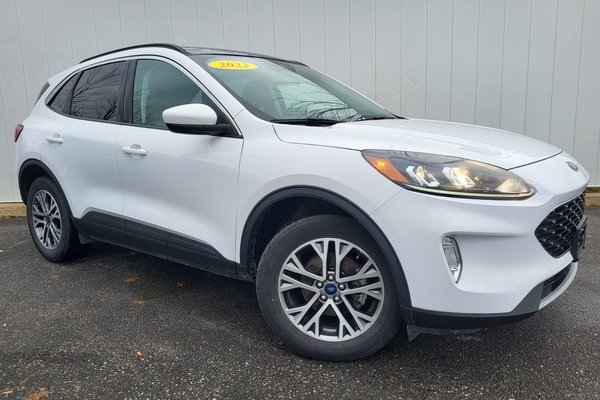 2022 Ford Escape SEL | Leather | Cam | USB | Warranty to 2027