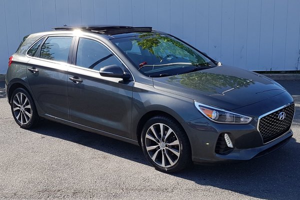 2020 Hyundai Elantra GT Luxury | Roof | cam | USB | Htd. Wheel | Bluetooth