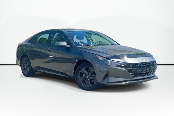 2023 Hyundai Elantra Preferred | Cam | USB | Warranty to 2028