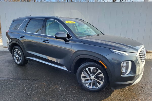 2020 Hyundai Palisade Essential | 8-Pass | Cam | USB | Warranty to 2025