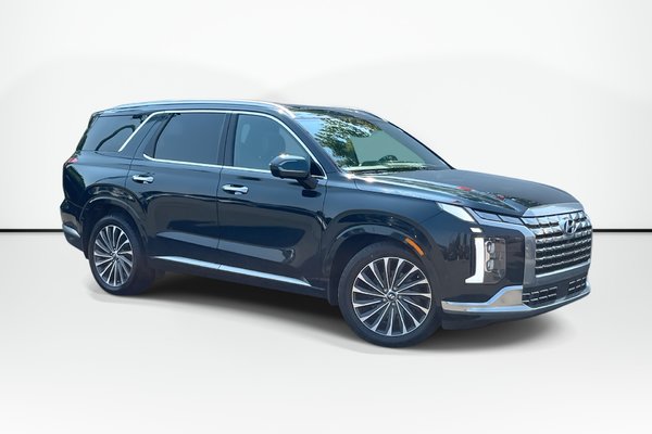 2023 Hyundai Palisade Ultimate | Leather | Roof | Warranty to 2027