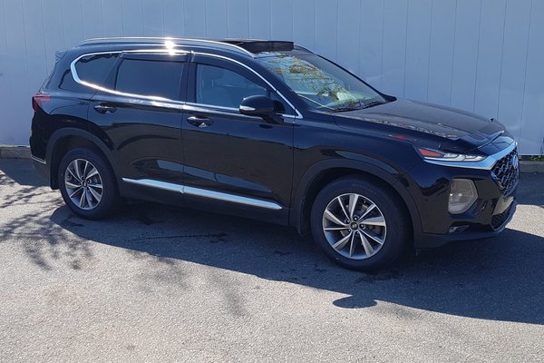 2020 Hyundai Santa Fe Preferred | Leather | Pano Roof | Cam | USB