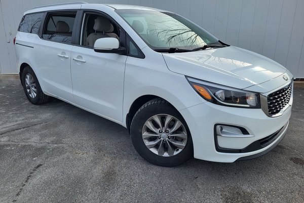 2021 Kia Sedona LX+ | Cam | USB | 8-Pass | Warranty to 2026