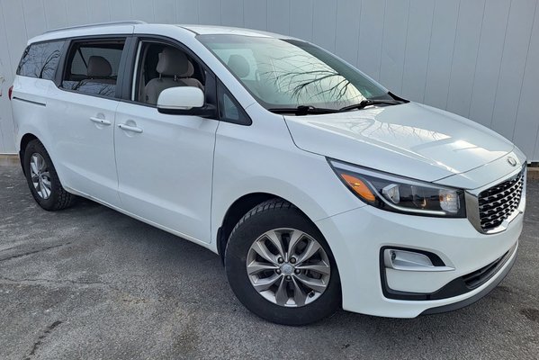 2021 Kia Sedona LX+ | Cam | USB | 8-Pass | Warranty to 2026