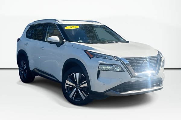 2022 Nissan Rogue SL | Leather | Roof | Nav | Cam | USB | HtdWheel