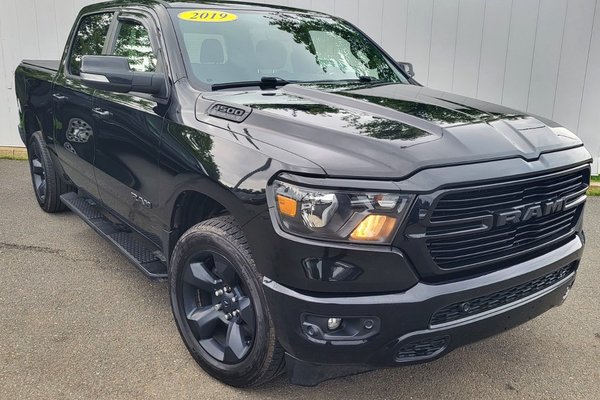 2019 Ram 1500 Big Horn Black | PanoRoof | Navi | Cam | USB | XM