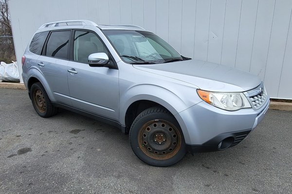 2013 Subaru Forester 2.5X Limited | Leather | SunRoof | Cam | USB | XM