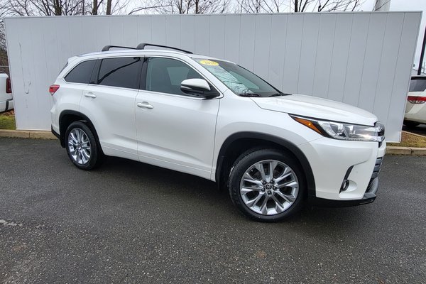 2018 Toyota Highlander Limited | Leather | SunRoof | Nav | Cam | USB | XM