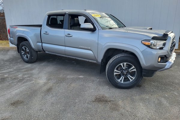 2018 Toyota Tacoma SR5 | Cam | USB | Bluetooth | Keyless | Cruise