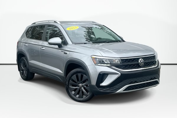 2023 Volkswagen Taos Comfortline | Roof | HTD Seats | Warranty to 2031