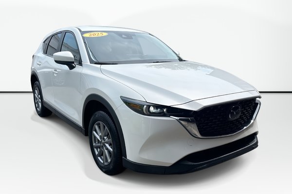 2025 Mazda CX-5 GS | Cam | USB | HtdSeats | Bluetooth | Keyless