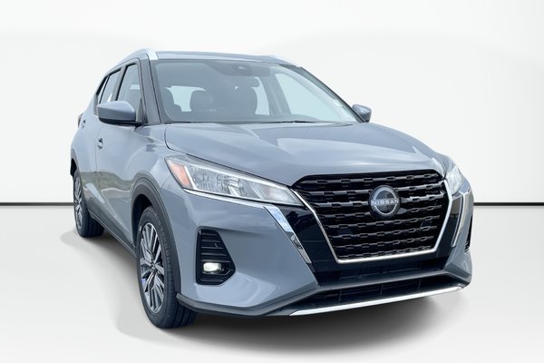 2025 Nissan KICKS PLAY SV | Backup Cam | USB | Keyless | Warranty to 2030