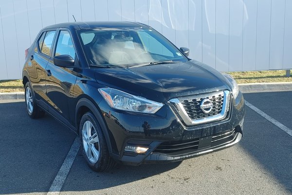 2020 Nissan KICKS S | Cam | USB | Bluetooth | Warranty to 2026