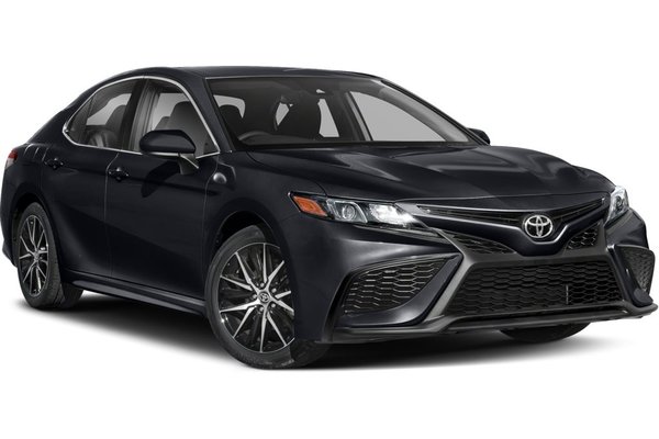 2022 Toyota Camry SE | Leather | Cam | USB | Warranty to 2026