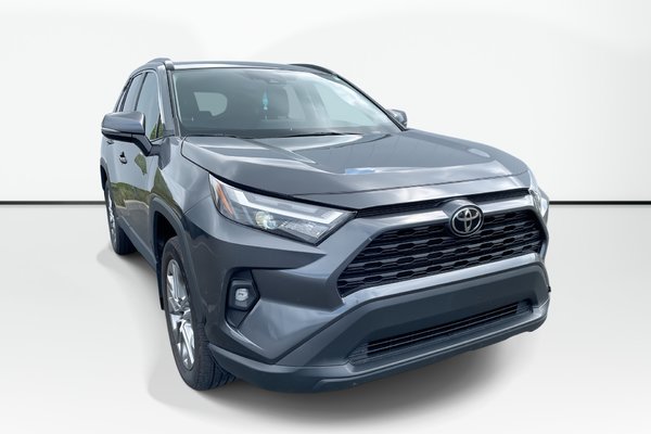 2025 Toyota RAV4 XLE | Sunroof | Htd Seats | USB | Warranty to 2029