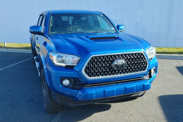 2018 Toyota Tacoma SR5 | Cam | USB | Bluetooth | Keyless | Cruise