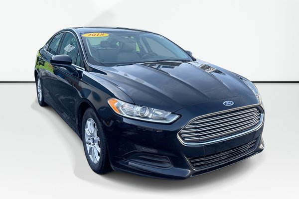 2016 Ford Fusion S | Cam | Keyless | Cruise | PwrWindows