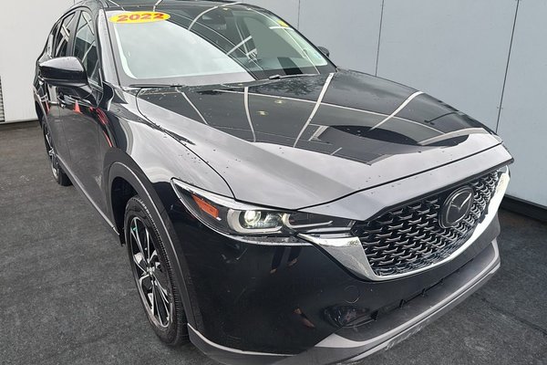 2022 Mazda CX-5 GS |  Cam | USB | HtdSeats | Bluetooth | Keyless