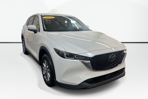 2025 Mazda CX-5 GS | Leather | Roof | Cam | USB | HtdSeats