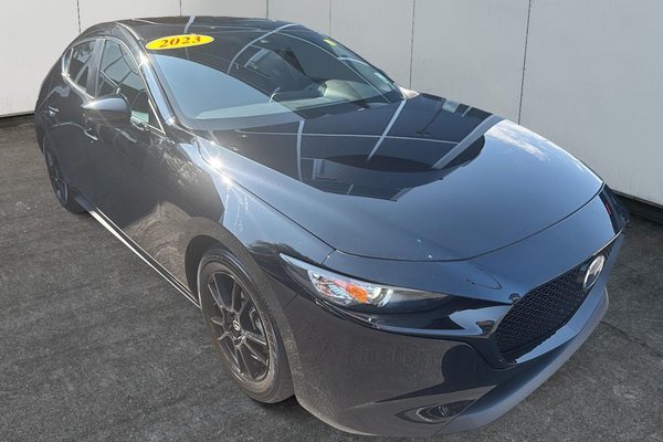 2023 Mazda Mazda3 Sport GS |  Cam | USB | HtdSeats | Bluetooth | Keyless |