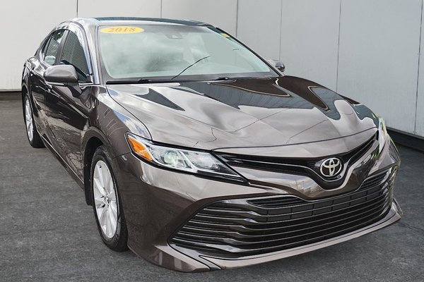 2018 Toyota Camry LE | Cam | USB | HtdSeats | Bluetooth | Keyless