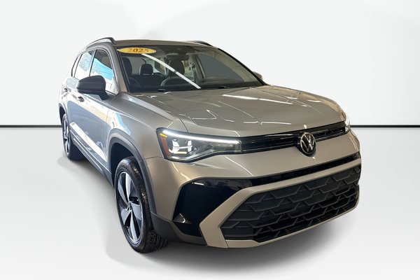 2025 Volkswagen Taos Trendline | Cam | USB | HtdSeats | Keyless