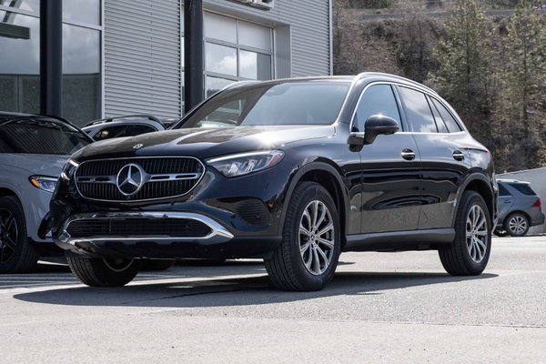 2025 Mercedes-Benz GLC300