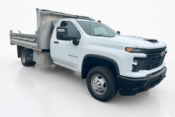 2024 Chevrolet SILVERADO 3500HD CC USB | Cruise | Upfitter Switches