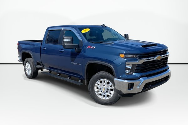2024 Chevrolet SILVERADO 3500HD LT | Htd Wheel | Htd Seats | Diesel