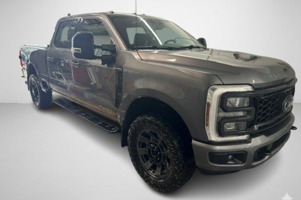 2024 Ford F350SD Crew Diesel Lariat | Leather | Nav | Cam | Htd&Cooled Seats