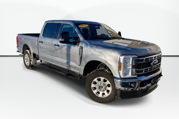 2024 Ford SUPER DUTY F-250 SRW XLT | 4WD | Diesel | Cam | Bluetooth