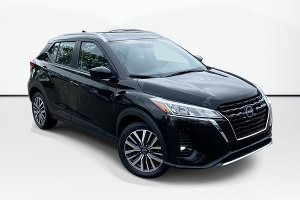 2025 Nissan KICKS PLAY SV