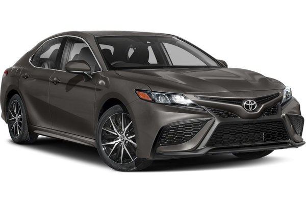 2022 Toyota Camry SE | Cam | USB | HtdSeats | Warranty to 2027