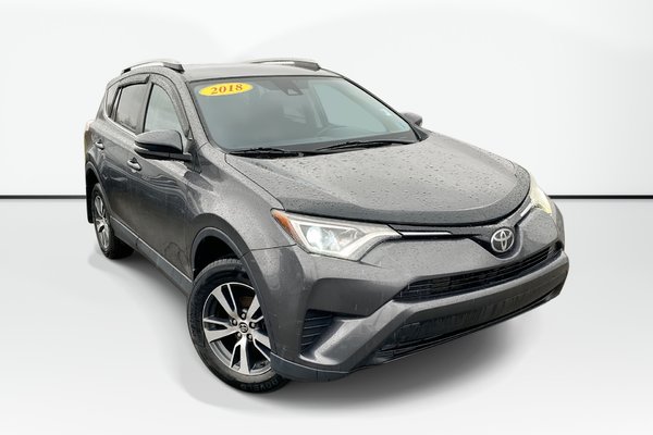 2018 Toyota RAV4 LE | Cam | HtdSeats | Cruise | AUX | TPMS