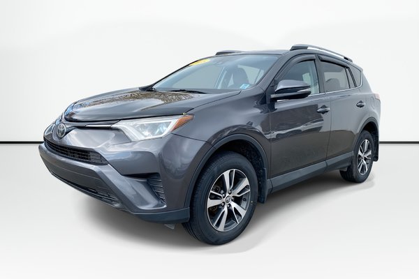 2018 Toyota RAV4 LE | Cam | HtdSeats | Cruise | AUX | TPMS