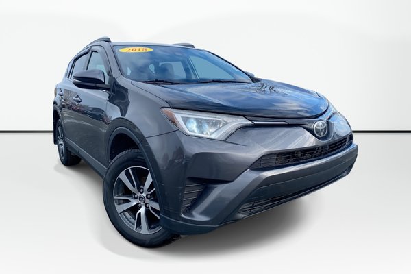 2018 Toyota RAV4 LE | Cam | HtdSeats | Cruise | AUX | TPMS