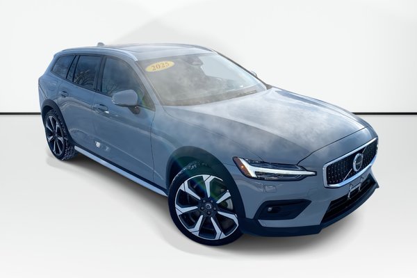 2025 Volvo V60 CROSS COUNTRY ULTRA