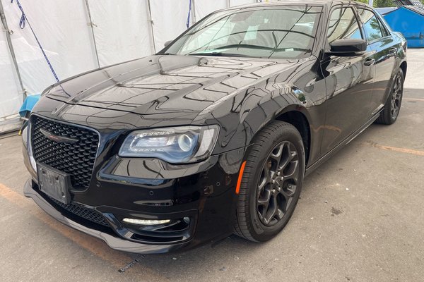 300 300S AWD *TOIT* NAV *CUIR* CARPLAY *SIEGES CHAUF