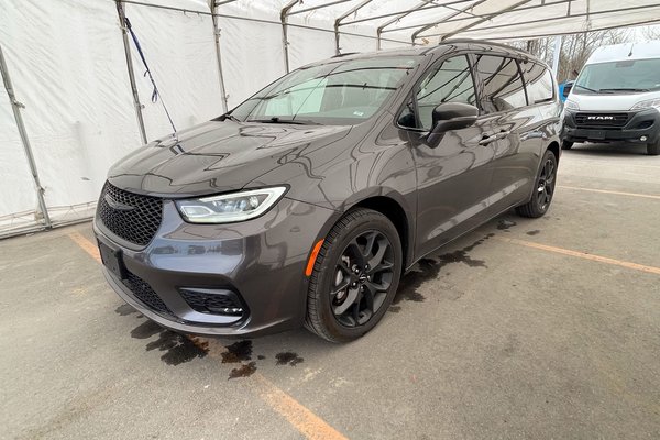 Pacifica LIMITED AWD *TOIT* NAV SIÈGES VENT KARDON REG ADAP