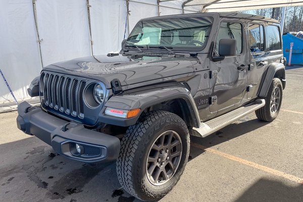 Wrangler SAHARA 4X4 *TOIT SKY* GR. REMORQ NAV 80E ANNIV.