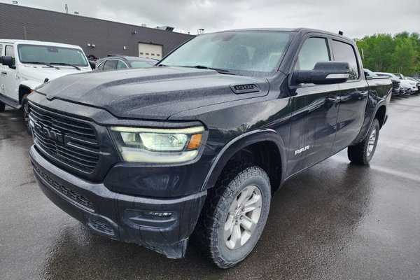 1500 LARAMIE CREW 4X4 V8 *NAV 12 PO* CUIR SIÈGES CHAUFF