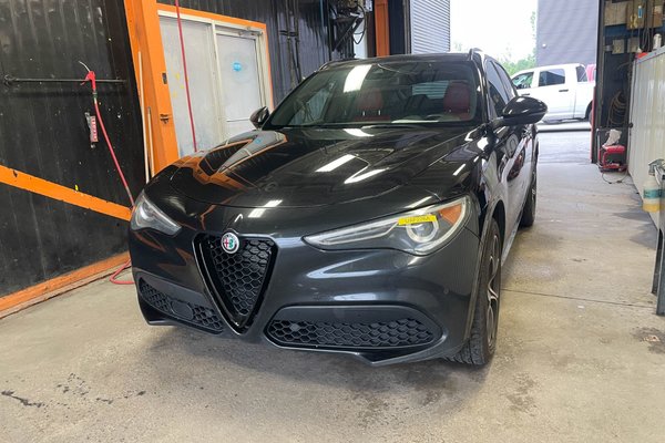 Stelvio VELOCE AWD *TOIT* NAV CUIR KARDON SIÈGES CHAUFF
